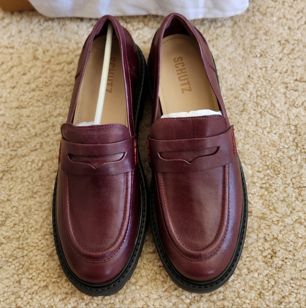 New SCHUTZ Women's Christie Weekend Wine Leather Lug Loafer Size 7 B(Medium)